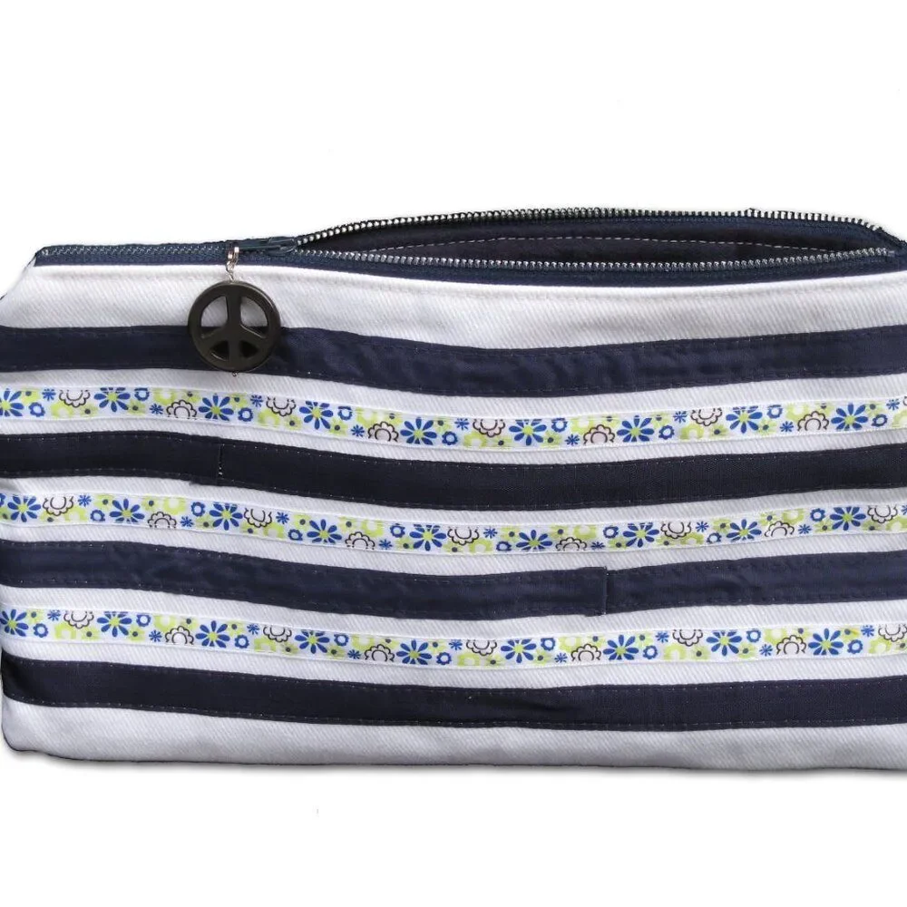 Navy Stripe Travel Kit Makeup Bag Zippered Storage Pouch Pencil Case NEW